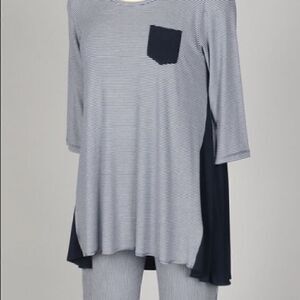 Comfy USA | Marilyn Tunic Bonnie Stripe & Navy | L
